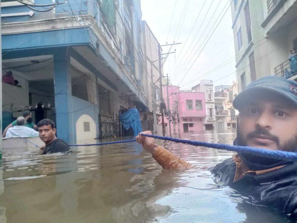 Rescue work in Tolichowki